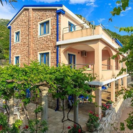 Apartmani Nica Sveti Stefan Zewnętrze zdjęcie