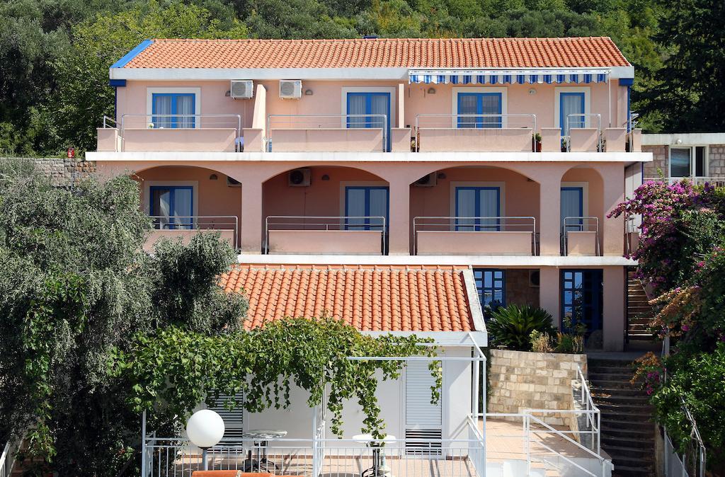Apartmani Nica Sveti Stefan Zewnętrze zdjęcie