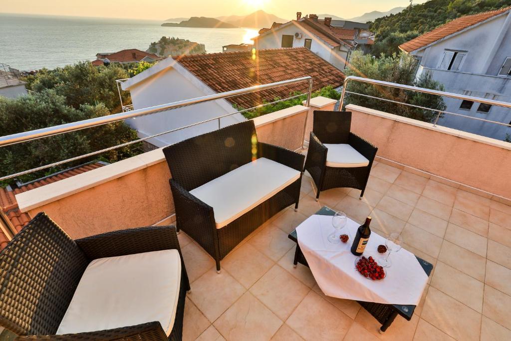 Apartmani Nica Sveti Stefan Zewnętrze zdjęcie